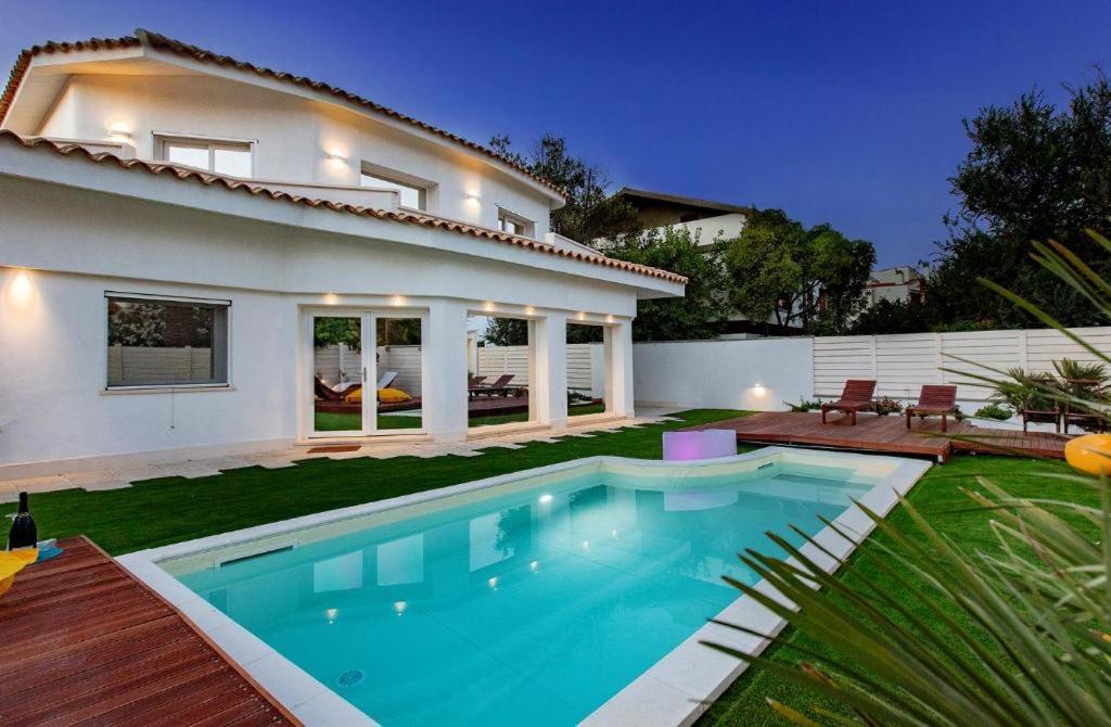 B&B La Porta Sulla Spiaggia Куарту-Сант'Элена Экстерьер фото