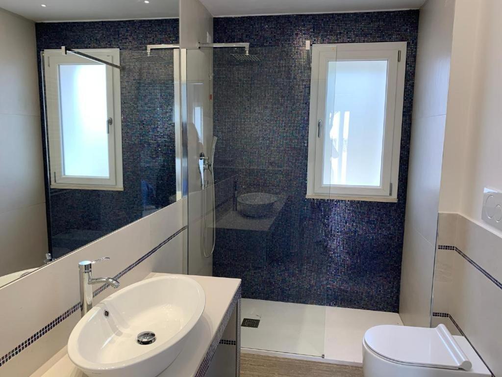 B&B La Porta Sulla Spiaggia Куарту-Сант'Элена Экстерьер фото
